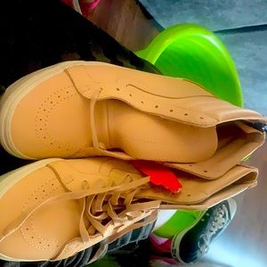 Never worn Leather Vans